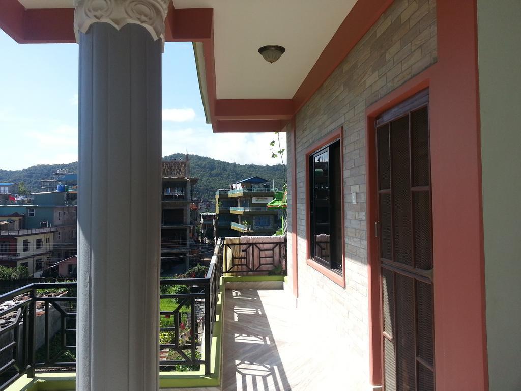 Namaste Apartments Pokhara Rum bild